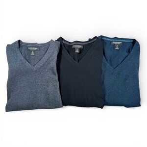 Banana Republic Luxury Blend V-Neck Sweaters Men’s Medium Lot of 3 Silk Cashmere